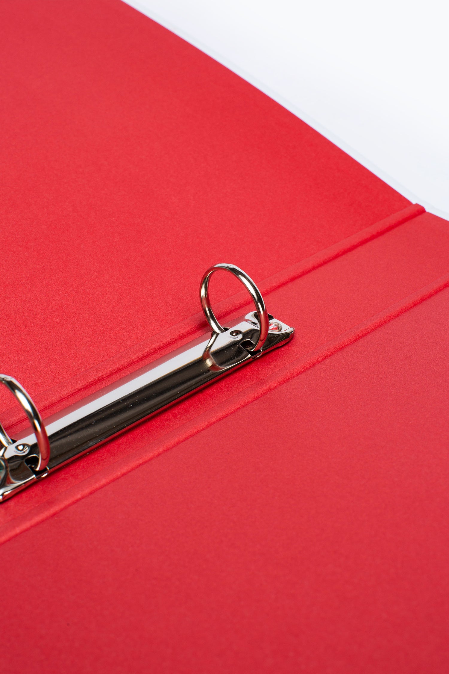 HYPE RED FADE RING BINDER