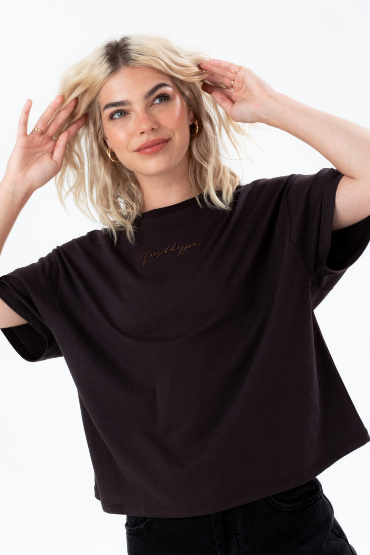 HYPE WOMENS CHARCOAL SCRIBBLE EMBROIDERY BOXY T-SHIRT