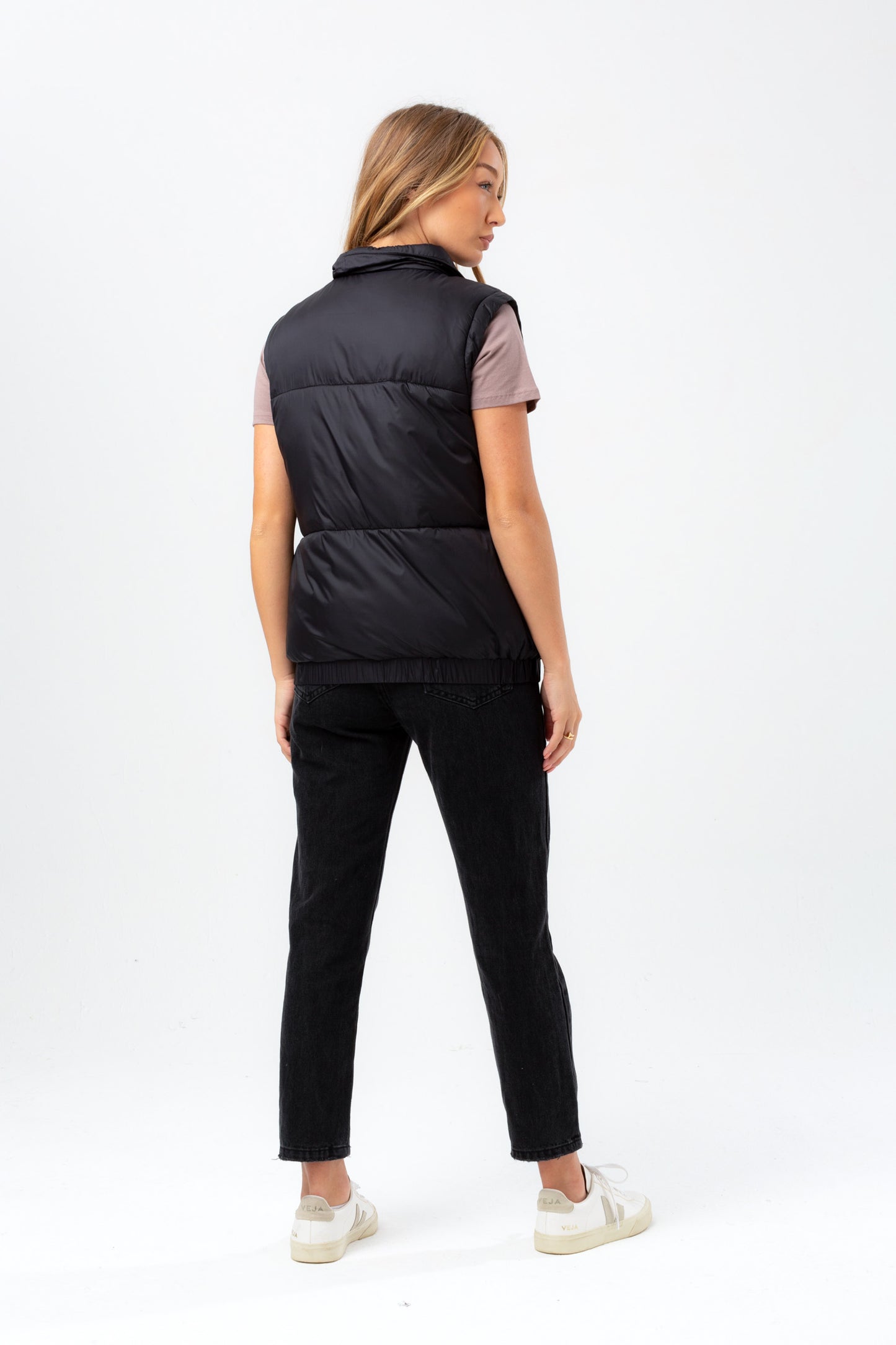 Hype Womens Black Sleeveless Woven Label Scribble Jacket