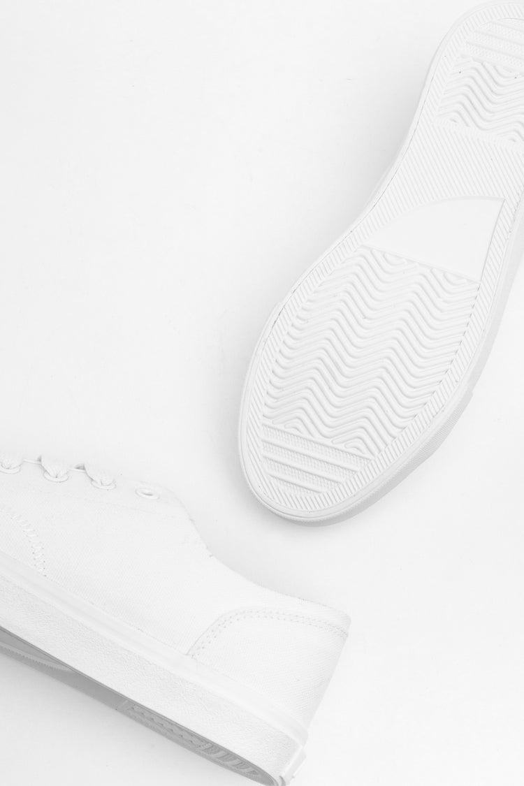 HYPE WHITE PUMP KIDS UNISEX TRAINERS