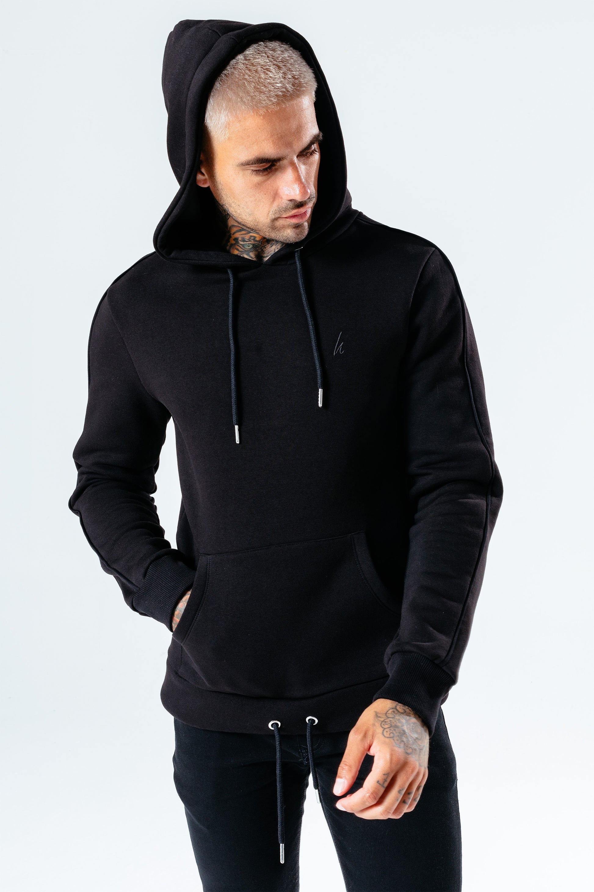 Hype Black Europa Men'S Pullover Hoodie