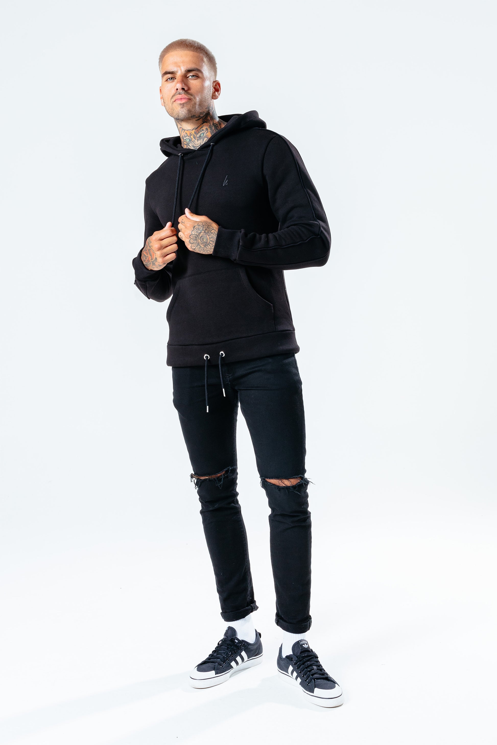 Hype Black Europa Men'S Pullover Hoodie